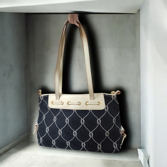 Vintage Dooney & Bourke Navy & Cream Purse - Picture 2 of 9